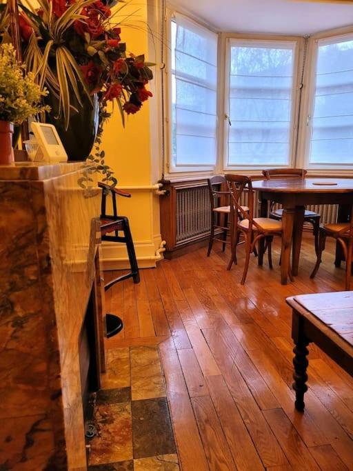 Ferienwohnung Zassiettes Et Titin Dijon Exterior foto